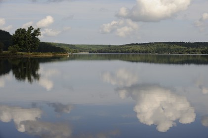 France, Nièvre (58), lac de Saint-Agnan