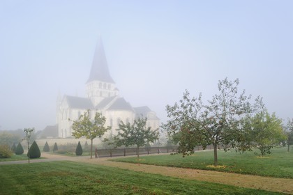 France, Seine-Maritime (76), Saint-Martin-de-Boscherville, Abbaye Saint-Georges de Boscherville du XIIe siècle et les jardins
