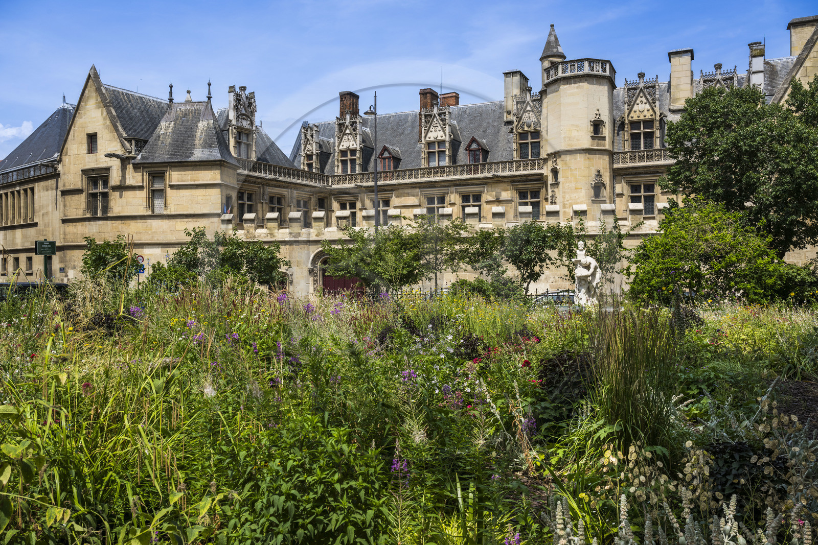 France, Paris, Musée de Cluny - Musée national du Moyen-Age (Middle Ages Museum in the former Hotel de Cluny) seen from the square of rue des Ecoles
