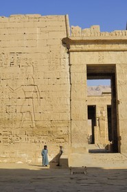 Egypte, Haute Egypte, vallée du Nil, environs de Louxor, nécropole thébaine classée Patrimoine Mondial de l'UNESCO, Thèbes Ouest, Medinet Habou, temple de Ramses III