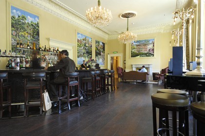 Republic of Ireland, County Dublin, Dublin, the Shelbourne Hotel, No. 27 Bar & Lounge