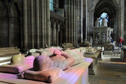 France, Seine-Saint-Denis (93), Saint-Denis, la basilique de Saint-Denis, Marguerite d'Artois à gauche et Louis comte d'Evreux