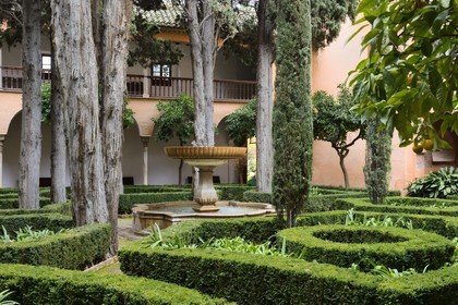 Spain, Andalusia, Granada, Alhambra Nasrid Palace, listed as World Heritage by UNESCO, Daraxa's Garden