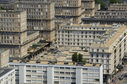 France, Seine-Maritime (76), Le Havre, Centre-ville reconstruit du Havre par Auguste Perret classé Patrimoine Mondial de l'UNESCO, immeubles Perret autour de la rue Victor Hugo
