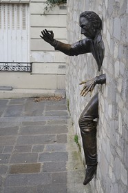 France, Paris (75), la Butte Montmartre, Marcel Aymé Le Passe Muraille par Jean Marais