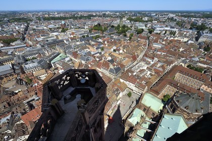 France, Bas Rhin, Strasbourg, old town listed as World Heritage by UNESCO, Notre Dame Cathedral, top of one of the four spiral staircases called the Vier Schnecken (four snails) connected to the octagonal tower by a footbridge, seen to the north and in the central axis on the street of the Jews and the avenue of the Peace