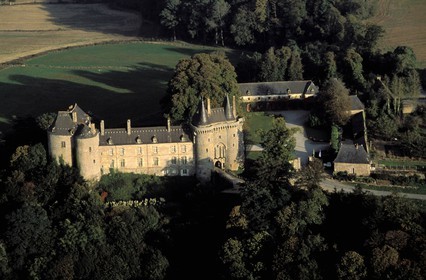 France, Ille et Vilaine, castle of Montmuran (aerial view)