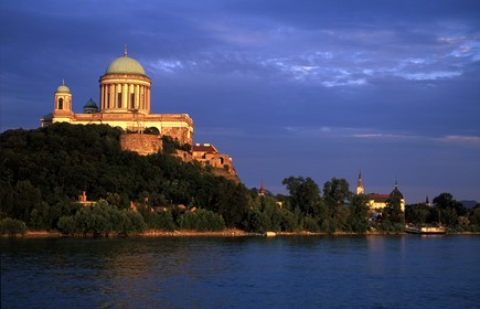 Hungary, Komarom-Esztergom county, Esztergom and the basilica (the biggest of the country)