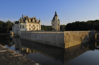 France, Indre et Loire, Chateau de Chenonceau of Renaissance style built between 1513 and 1522 and the tour des Marques
