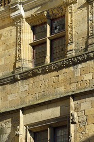 France, Dordogne, Perigord Noir, Dordogne valley, Sarlat la Caneda, old town house next to Cathedral Saint Sacerdos