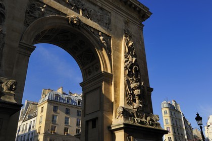 France, Paris (75), la porte Saint-Denis, commanditée par Louis XIV, boulevard Bonne nouvelle