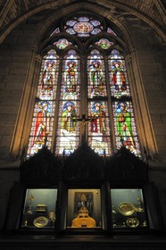 France, Paris, ile de la Cite, Notre-Dame Cathedral, the Treasury and a reliquary