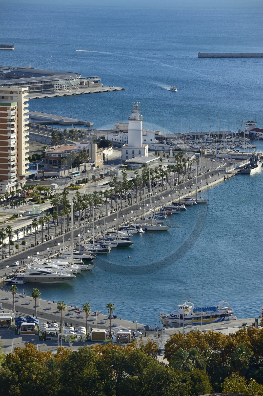 Espagne, Andalousie, Malaga, le port et son phare