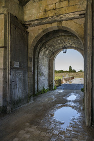 France, Charente-Maritime (17), Ile d'Oléron, le Chateau-d'Oléron, la porte Royale, un des principaux accès à la citadelle