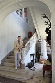 France, Allier (03), former province of Bourbonnais, Besson, Nouveau-Bostz castle belonging to the Prince Charles Henri de Lobkowicz descendant of the Bourbon-Parma, here in the main staircase