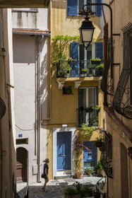 France, Alpes-Maritimes, Cannes, the old town in the Le Suquet district, rue Coste Corail