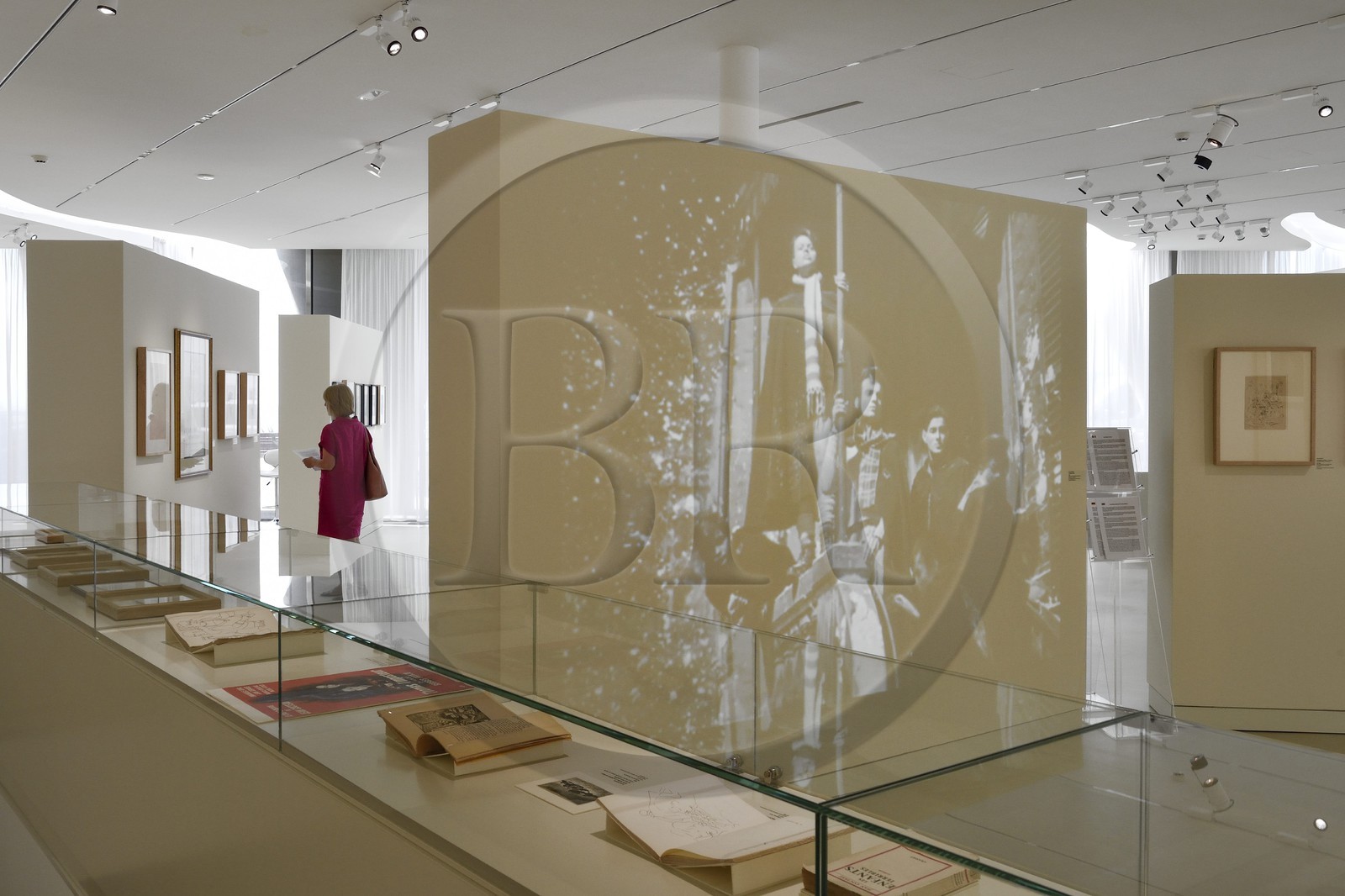 France, Alpes-Maritimes (06), Menton, le musée Jean Cocteau construit en 2008 par l'architecte Rudy Ricciotti, projection du film Les Enfants Terribles (1949) de Jean Cocteau