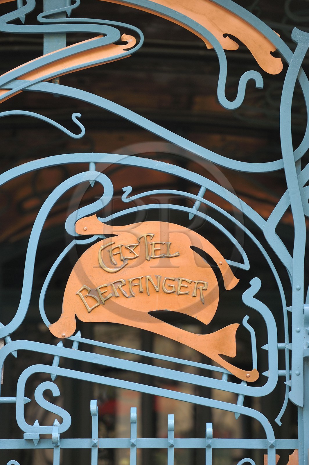 France, Paris (75), le Castel-Beranger, immeuble du 14 rue La Fontaine de style Art Nouveau  par Hector Guimard