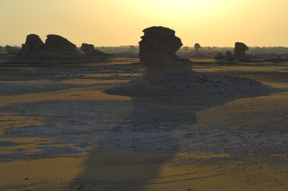 Egypt, Libyan Desert, the White Desert North of Farafra