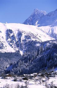 France, Haute-Savoie (74), Saint-Nicolas-de-Véroce, Bionnassay, chaîne du Mont Blanc et Aiguille du Midi