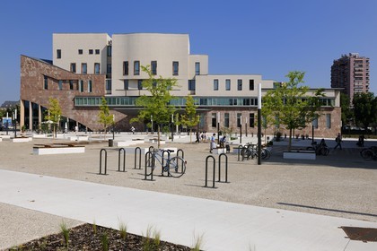 France, Bas-Rhin (67), aménagement du port du Rhin et reconversion du môle du Bassin d’Austerlitz, la Cité de la musique