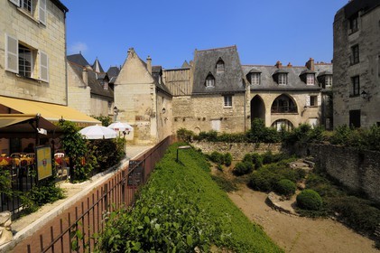 France, Indre et Loire (37), Tours, place Saint-Pierre-le-Puellier