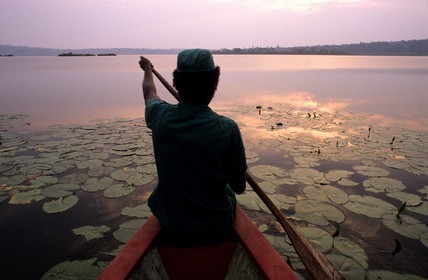 Burundi, le lac Rwiminda à la frontière du Rwanda