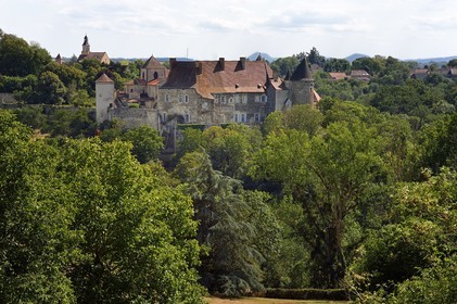 France, Allier (03), former province of Bourbonnais, Chantelle, Saint-Vincent Benedictine abbey and former stronghold belonging to the Bourbon family, way of Saint-Jacques de Compostelle