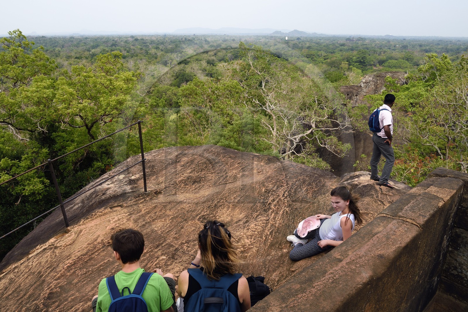 Sri Lanka, province centrale, district de Matale, Sigiriya, ville ancienne de Sigiriya classée patrimoine mondial de l'UNESCO, l'ancien palais forteresse du Rocher du Lion