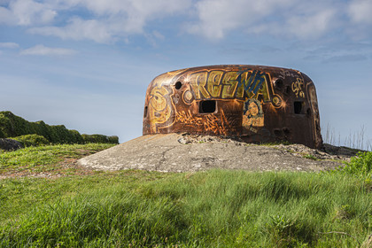 France, Ille et Vilaine, Cote d'Emeraude (Emerald Coast), Saint Malo, Pointe de la Varde, German fire bell marked with numerous shooting impacts