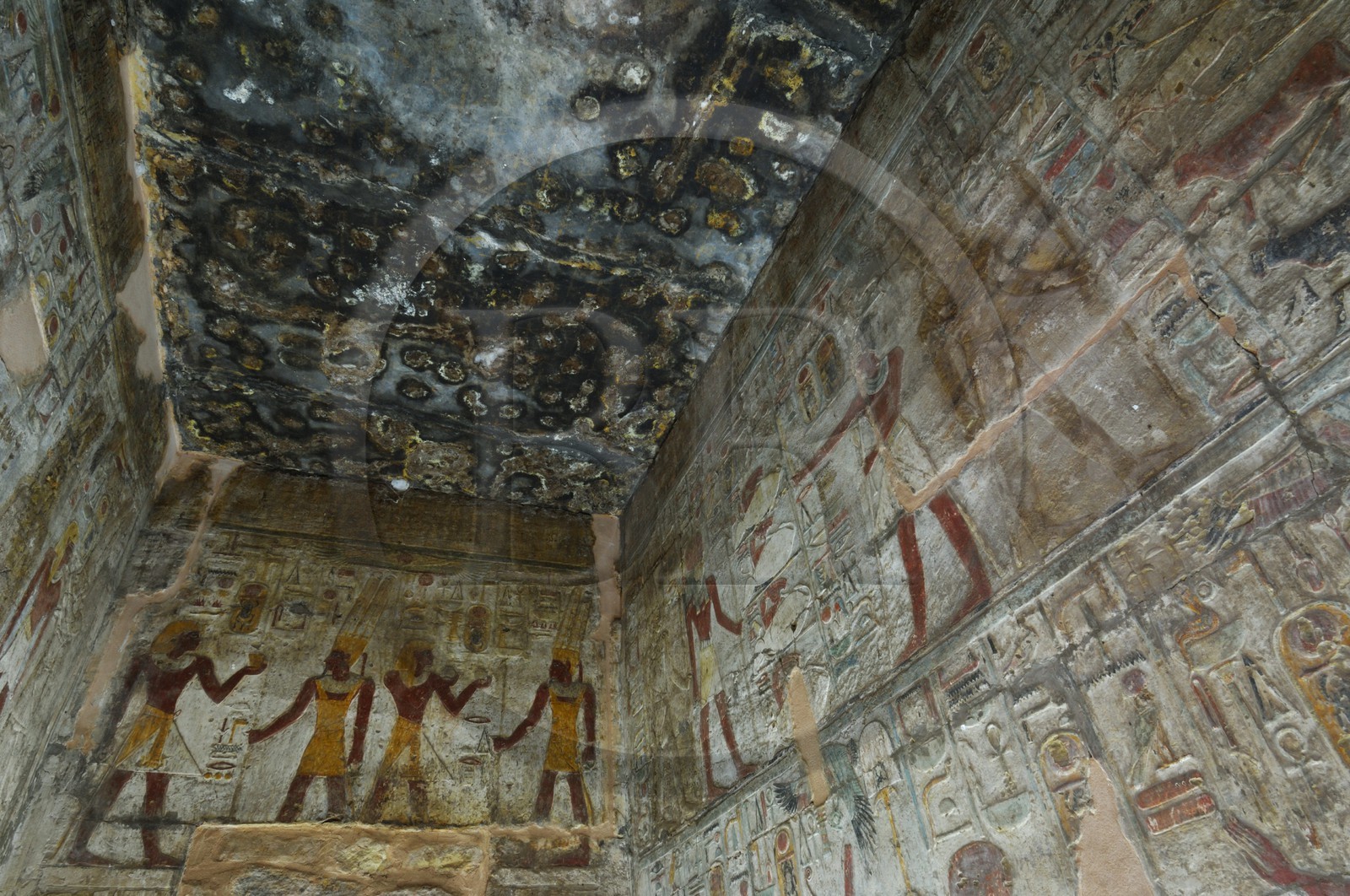 Egypte, Haute Egypte, Nubie, Lac Nasser, site d'Amada, temple d'Amon, le pharaon Thoutmosis III vénérant le dieu Amon