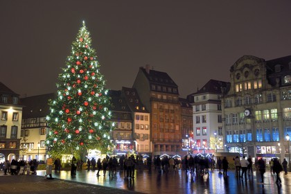 France, Bas Rhin, Strasbourg, old town listed as World Heritage by UNESCO, the big christmas tree on Place Kleber