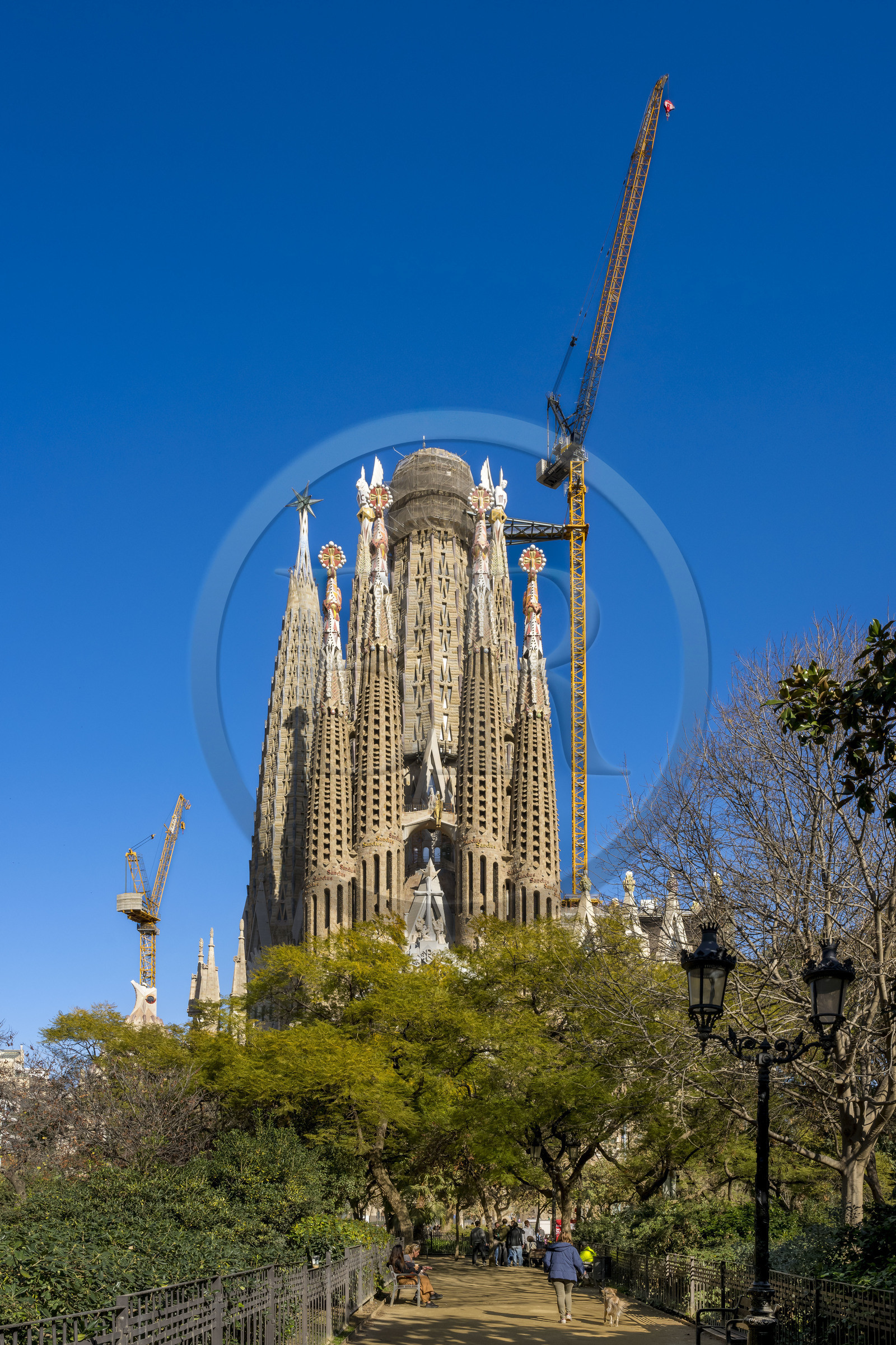 Espagne, Catalogne, Barcelone, quartier de l'Eixample, basilique de la Sagrada Familia de l'architecte du modernisme catalan Antoni Gaudi classée Patrimoine Mondial de l'UNESCO, la façade de la passion