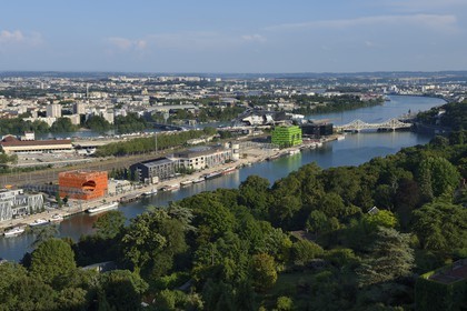 France, Rhone, Lyon, La Confluence new district in the South of the Presqu'ile (Peninsula), the Quai Rambaud in the foreground, the confluence of the Rhone and the Saone