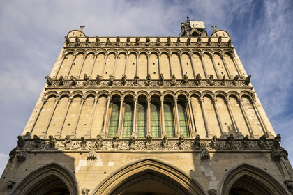 France, Côte-d'Or (21), Dijon, zone classée Patrimoine Mondial de l'UNESCO, église Notre Dame, gargouilles en facade