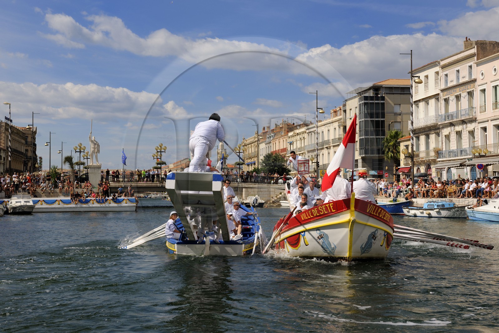 France, Herault, Sete, canal Royal (Royal Canal), Fete de la Saint Louis (St Louis's feast), sea jousting