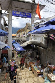 Vietnam, Lao Cai province, Sapa market, Black Hmong minority group