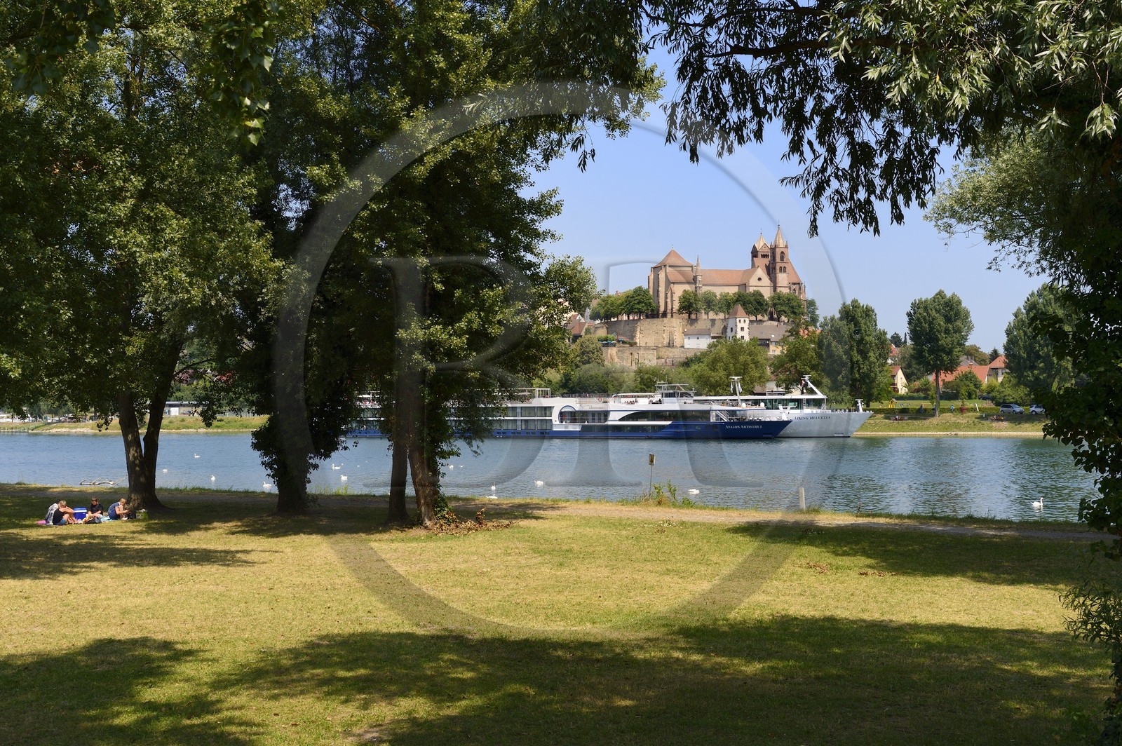 Germany, Baden-Wurttemberg, Breisach (formerly Altbreisach) also known as Vieux-Brisach in french along the Rhine river and overlooked by overlooked by the Romanesque St. Stephansmünster