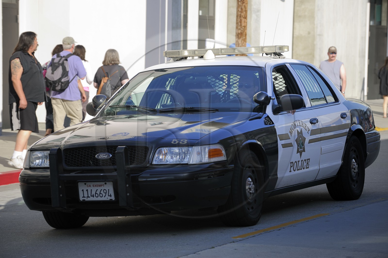 Etats-Unis, Californie, Monterey, voiture de police dans Cannery Row