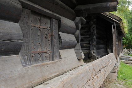 Norway, Oslo, Bygdoy Peninsula, Norsk Folkemuseum (Norwegian Folk Museum), old farm transplanted into Ecomusuem