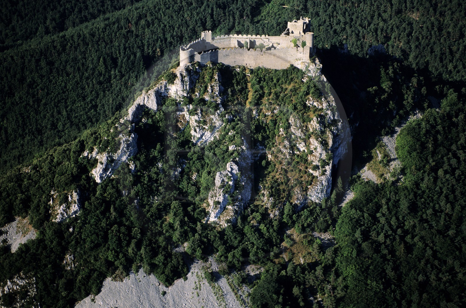 France, Aude (11), le château cathare de Puilaurens (vue aérienne)