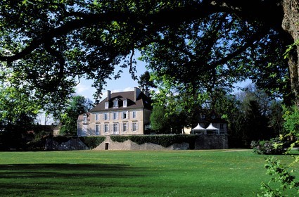France, Haute-Saône (70), village de Gray, l' hôtel restaurant du château de Rigny