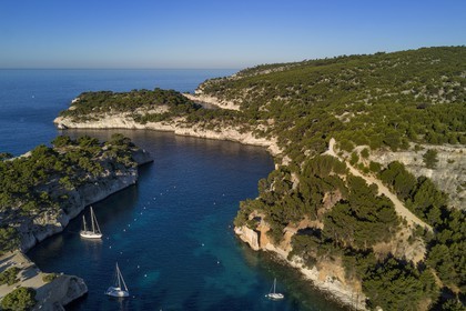 France, Bouches du Rhone, Cassis, National Park of the Calanques, Calanque de Port Miou (cove) (request for authorization necessary before publication)