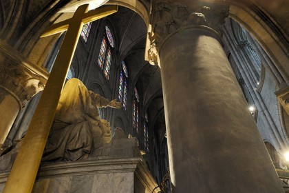 France, Paris, ile de la Cite, Notre-Dame Cathedral, the choir, Pietà of Nicolas Coustou created in 1723