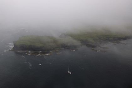 Royaume-Uni, Ecosse, Highland, Hébrides intérieures, les Iles Treshnish à l'Ouest de l'Ile de Mull ont été désignées zone de protection spéciale et site d'intérêt scientifique spécial pour leur colonies d'oiseaux de mer (vue aérienne)