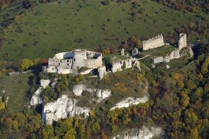 France, Eure, Les Andelys, Chateau Gaillard, 12th century fortress built by Richard the Lionheart (aerial view)