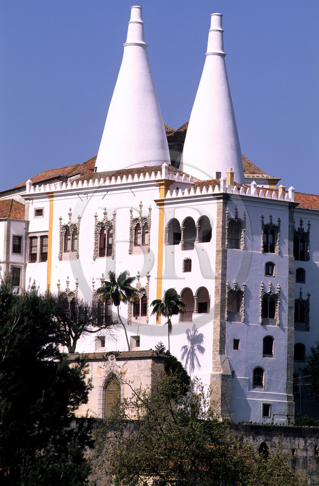 Portugal, Estrémadure, Sintra, le Palais National (Palacio Nacional) et ses cheminées