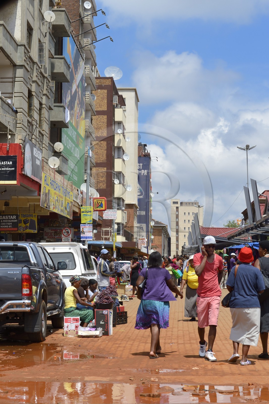 Afrique du Sud, province de Gauteng, Johannesburg, CBD (Central Business District), Noord street dans le quartier de la gare