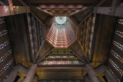 France, Seine-Maritime (76), Le Havre, Centre-ville reconstruit du Havre par Auguste Perret classé Patrimoine Mondial de l'UNESCO, Eglise Saint-Joseph, la tour-clocher vue de la nef
