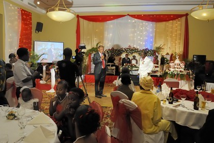 Tanzania, Dar es-Salaam, marriage of Joseph F.Mrena and Linal Bhato at the Mövenpick Hotel
